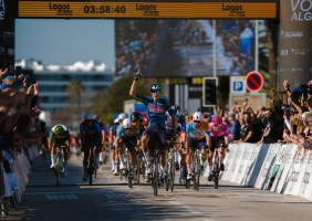 Volta ao Algarve: Paul Magnier «bisa» na quarta etapa e Ayuso segue na liderança