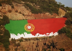 Juventude Altense renova bandeira de Portugal no Cerro da Galvana