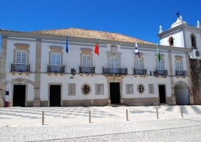 HABITAÇÃO, EDUCAÇÃO, SAÚDE E COESÃO SOCIAL SÃO PRIORIDADES DO ORÇAMENTO DE LOULÉ PARA 2026