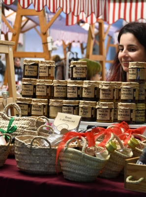 FEIRA DA SERRA DE NATAL DE LOULÉ PROMOVE TRADIÇÕES DA SERRA DO CALDEIRÃO