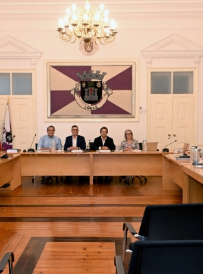 TELMO PINTO DISTRIBUI PELOUROS E FUNÇÕES NA CÂMARA MUNICIPAL DE LOULÉ