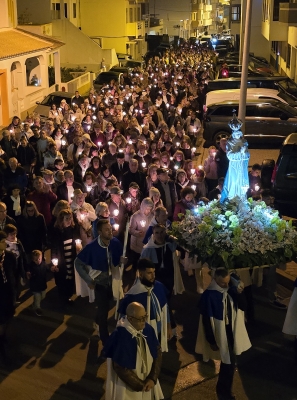Quarteira: Ontem houve Procissão de Velas, hoje há Procissão da Padroeira por terra e por mar 