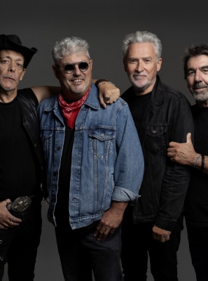 PASSAGEM DE ANO EM QUARTEIRA COM XUTOS & PONTAPÉS EM NOVO LOCAL