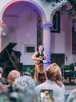 Noites no Cais regressam a Lagos com três noites de música, arte e encontros entre culturas