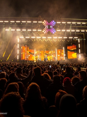 ALBUFEIRA PROTAGONIZOU O MAIOR FIM DE ANO DO PAÍS COM MILHARES DE PESSOAS A DESPEDIREM-SE DE 2025 NA PRAIA DOS PESCADORES 