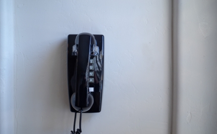 Cerca de nove mil telefones fixos disponíveis para reclusos em celas das prisões