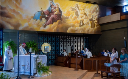 Terceira conferência no Carmelo sobre N. Sra. Rainha do Mundo marca celebração da solenidade da Imaculada Conceição