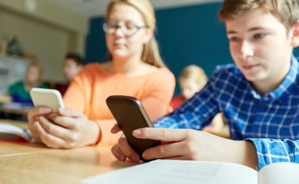 SPLIU defende a extensão da proibição da utilização de smartphones às atividades letivas do 3º ciclo do ensino básico e ensino secundário