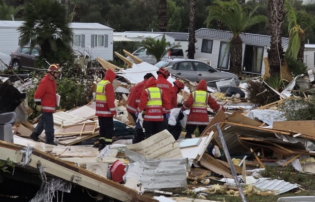 Um morto e mais de 20 feridos após fenómeno de vento forte em Albufeira