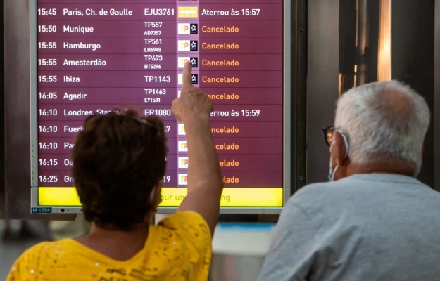 Greve nos aeroportos com serviços mínimos decretados para 31 de dezembro e 01 de janeiro