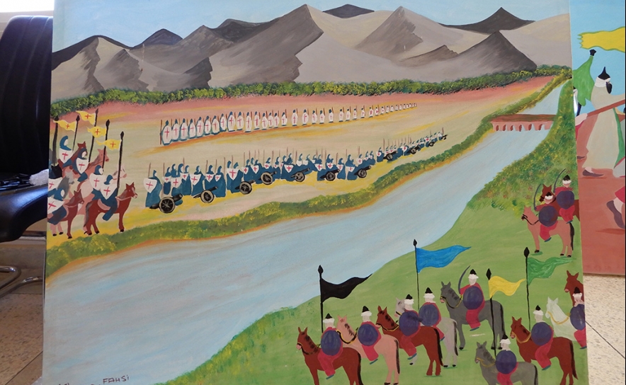 Trabalhos de alunos da escola da aldeia de Douar Souaken, onde decorreu a Batalha de Alcácer Quibir, alusivos à mesma