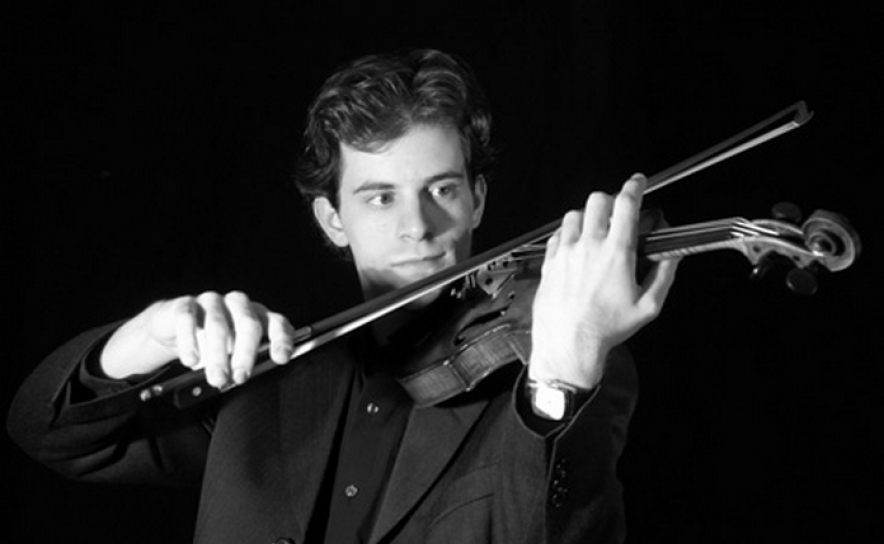 Homenagem a Beethoven com maestro e violinista Pedro Meireles 