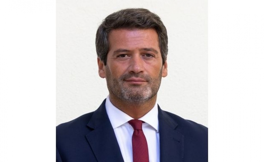 Ventura condena buscas na Câmara de Albufeira e acusa autoridades de intimidarem Rui Cristina