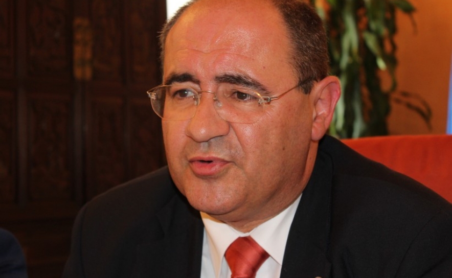 Presidente reeleito em Faro acusa Governo de ter tentado interferir 
