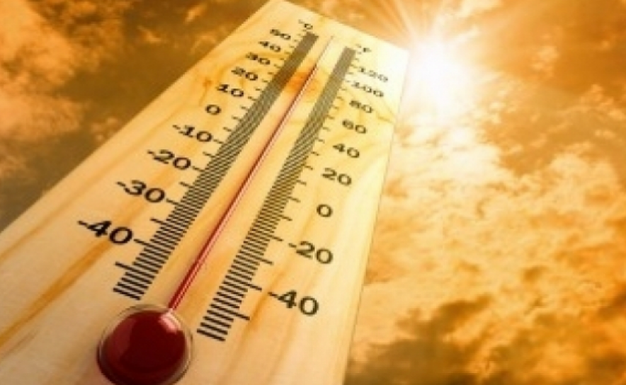 Oito distritos sob aviso amarelo devido ao calor