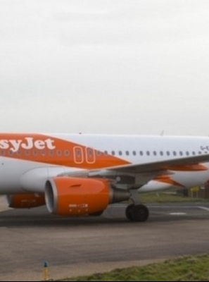 easyJet mantém tamanho do «artigo pessoal», apesar da uniformização da bagagem de cabine