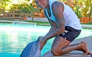 Ricardo Quaresma visita Zoomarine em família