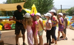 Câmara Municipal de Lagoa premeia alunos com visita ao Krazy World