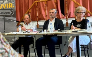 Cristóvão e Macário unidos a ouvir Faro 