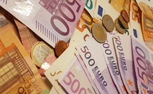 Receitas turísticas sobem 45,6% em julho mas continuam por metade dos níveis pré-pandemia