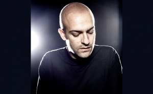 Holldën DJ e produtor Louletano Distinguido na «Música Eletrónica»