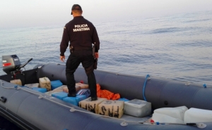 Polícia Marítima apreende 446 kg de haxixe ao largo da costa do Algarve