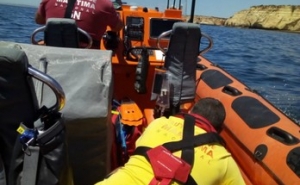 Homem vítima de queda em zona rochosa em Lagoa