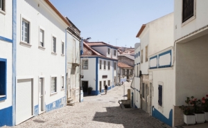 Só uma em cada quatro casas à venda em Portugal tem garagem