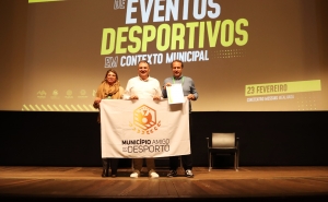 Encontro de Surf Adaptado da Praia da Rocha foi eleito Evento Municipal Desportivo do Ano