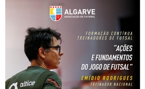 Formação de Treinadores de Futsal: Emídio Rodrigues forma sobre as «Ações e Fundamentos do Jogo»