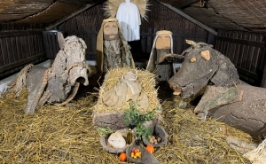 Cortiça inspira Presépio na Serra do Caldeirão