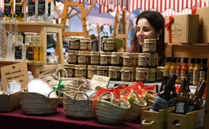 FEIRA DA SERRA DE NATAL DE LOULÉ PROMOVE TRADIÇÕES DA SERRA DO CALDEIRÃO
