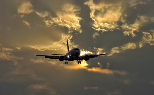 Fenda numa janela obriga a aterragem de emergência de avião em Faro 