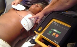 INEM | Portugal ultrapassa fasquia dos mil Desfibrilhadores Automáticos Externos disponíveis em locais públicos