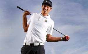 GOLFE | Natal nas alturas para Vítor Lopes