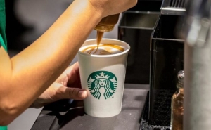 Cadeia Starbucks vai encerrar 400 cafetarias nos EUA e Canadá