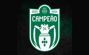 Sporting campeão: Centenas de adeptos festejam em Faro e pedem a Rúben Amorim para ficar