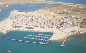 Parlamento aprova proposta de lei que permite legalizar primeiras habitações na Culatra, Faro