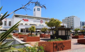 Kit Salva-vidas entregue ao Mercado Municipal de Faro