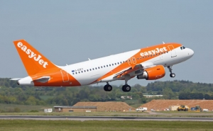 easyJet mantém resultados no negativo, mas aponta recuperação total para final de 2022