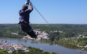 «Máquina do tempo» liga Alcoutim a Sanlúcar em menos de um minuto