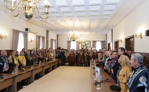 XXI Grande Capítulo da Confraria dos Gastrónomos do Algarve reúne duas centenas de confrades de vários países em Portimão