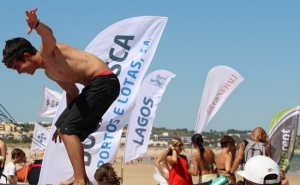 Manhã desportiva junta 350 alunos em Lagos