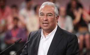 Costa compara infetados no Reino Unido e Algarve e pergunta «qual o lugar mais seguro»