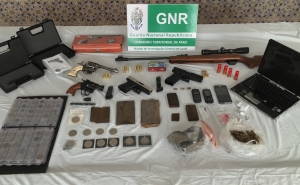 Apreensão de armamento e estupefaciente em Estoi