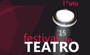 Grupo Penedo grande tráz «A Porta» ao Teatro Mascarenhas Gregório 