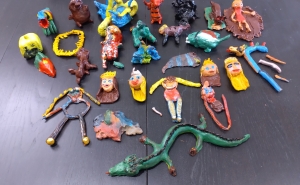 EXPOSIÇÃO DAS PERSONAGENS EM BARRO DOS RECONTOS TRADICIONAIS