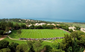 VALE DO LOBO ORGANIZA FÉRIAS DE FUTEBOL PARA OS MAIS NOVOS