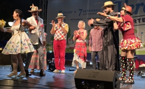 Grande festa brasileira com o Arraial Quarteira