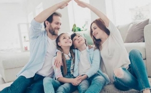 Quer ser uma #FamíliaIluminada e ganhar uma viagem à Islândia?